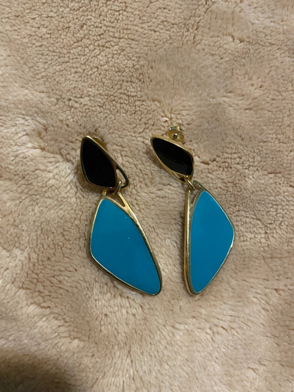 Avon 1988 Gold-Tone Black and Turquoise Drop Enamel Earrings